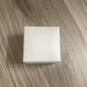 Pandora ring gift box